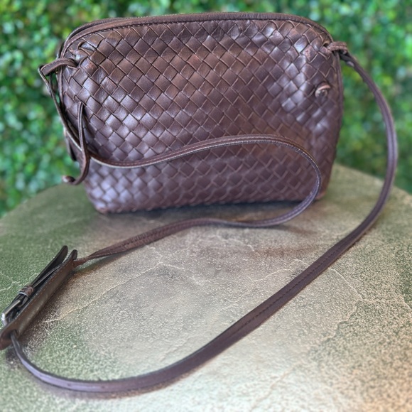 Bottega Veneta Brown Leather Crossbody - Picture 2 of 12
